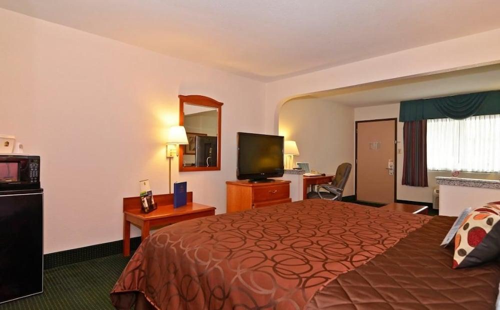 Econo Lodge Inn & Suites ממפיס מראה חיצוני תמונה