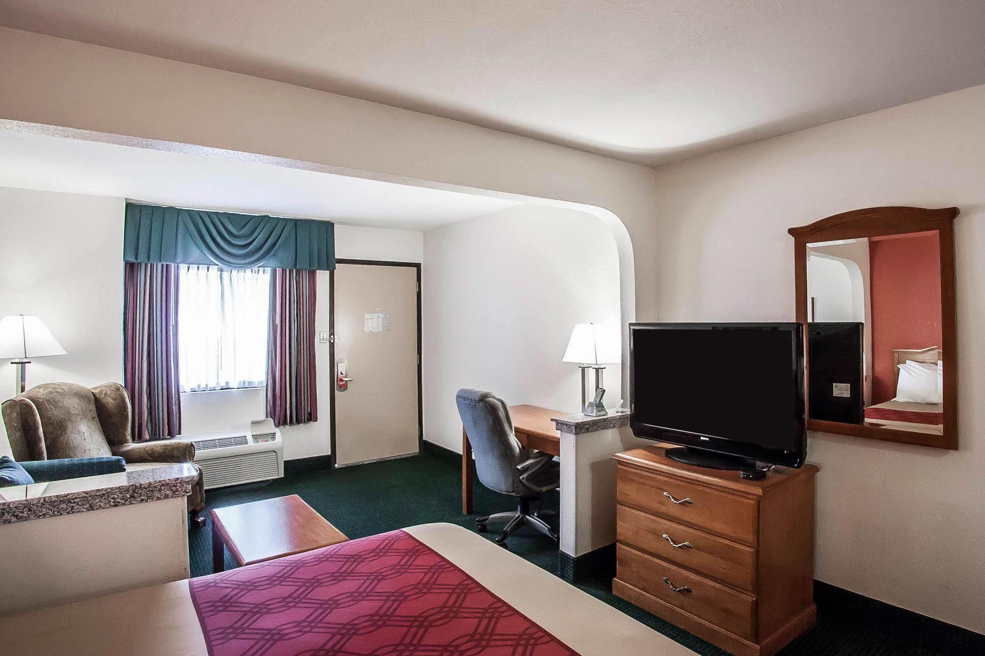 Econo Lodge Inn & Suites ממפיס מראה חיצוני תמונה